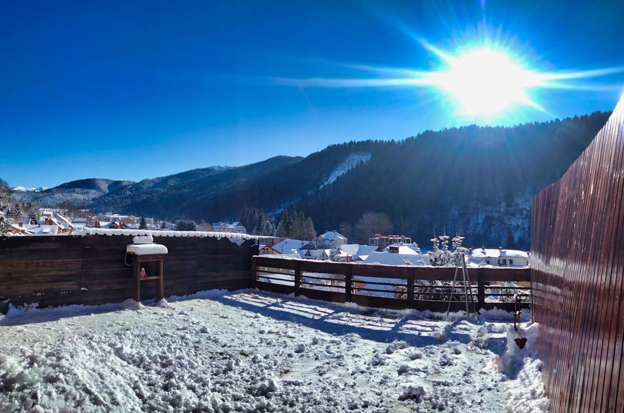 Apartmán Doi Iepuri Azuga Exteriér fotografie