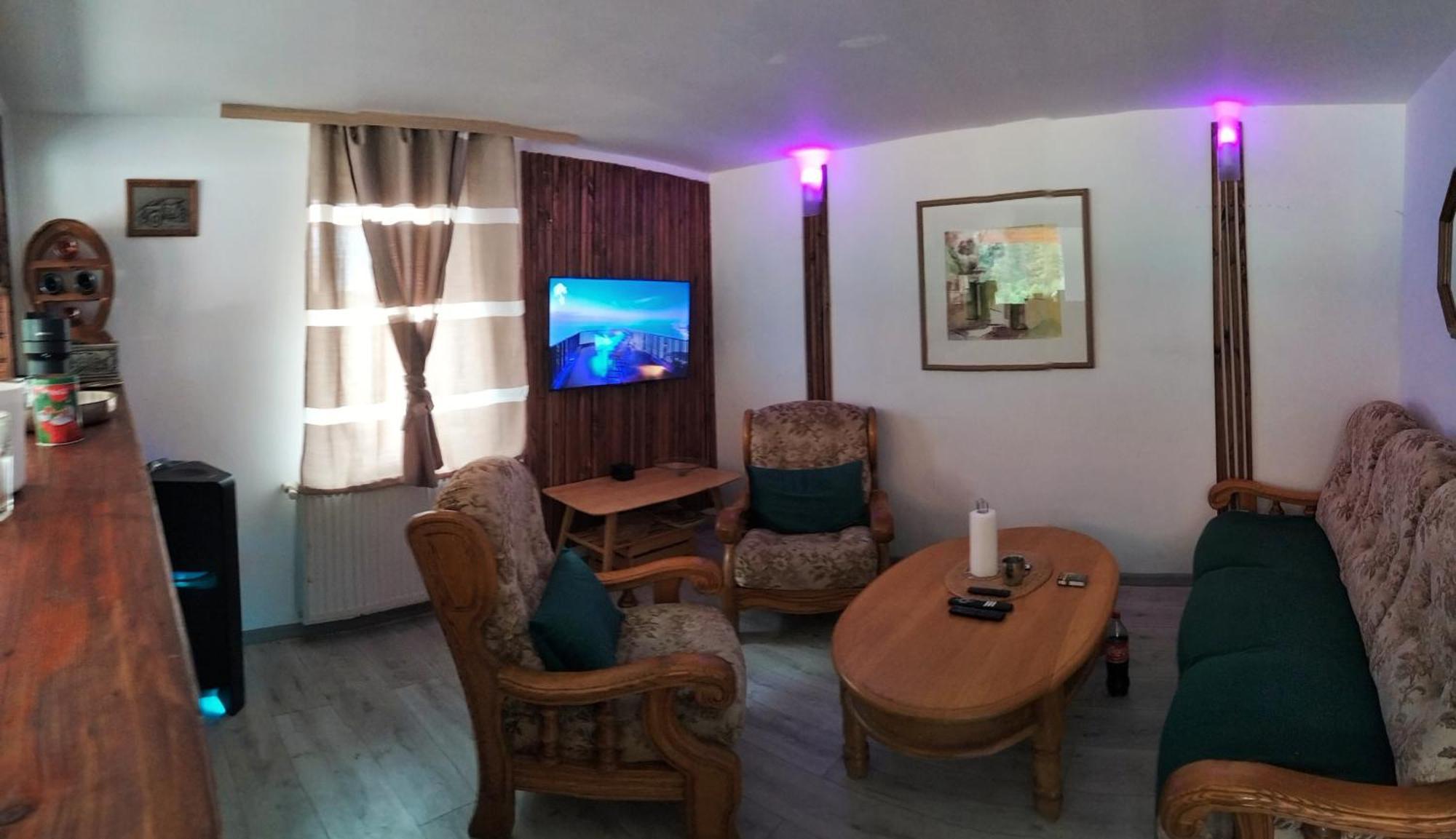 Apartmán Doi Iepuri Azuga Exteriér fotografie